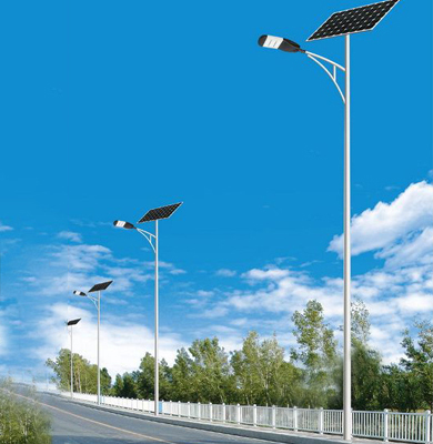 1742828123952659.jpg 莎车太阳能路灯.jpg