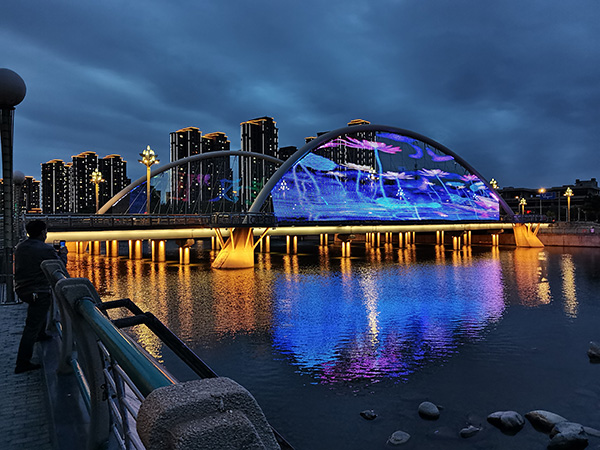 1742970194152440.jpg 莎车河道亮化.jpg