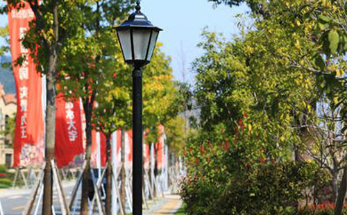 莎车装庭院灯避坑指南：庭院路灯防雷接地要点